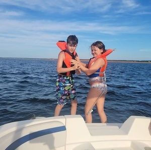 Meet your Posher, Melissa